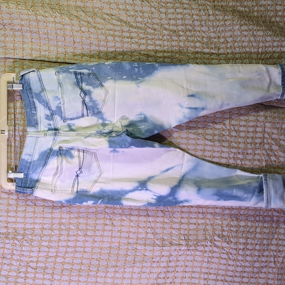 Highrise jean leggings bleached out size 11 - Picture 6 of 11